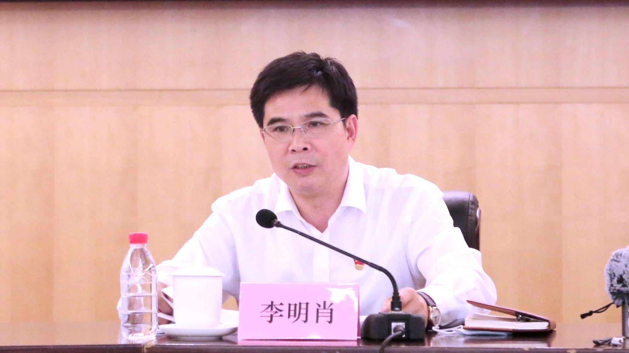 北京银保监局党委书记,局长李明肖