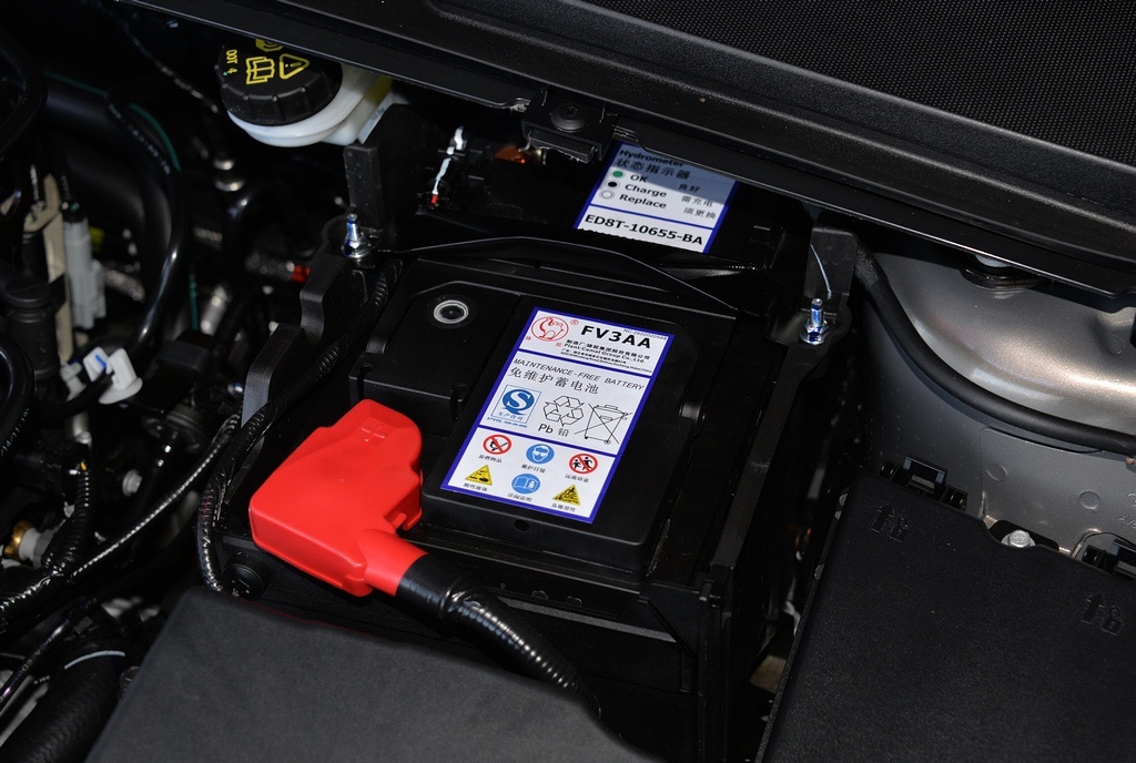 福特锐界电瓶型号是什么