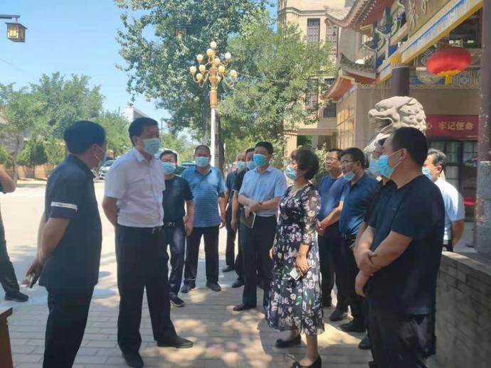 礼泉县长李函检查袁家村景区疫情防控工作