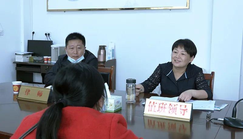 杭莺:公开接访解民忧 打开群众"贴心窗"