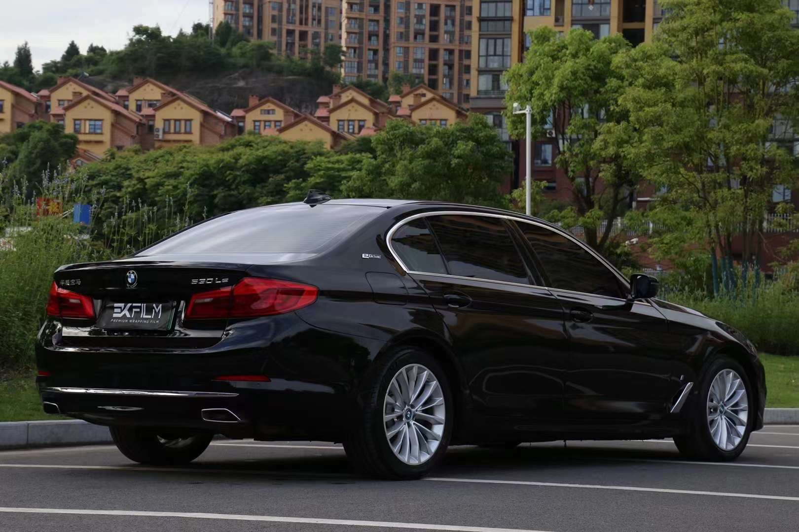 宝马5系全车贴膜ekfilm-ek改色膜pet钢琴黑