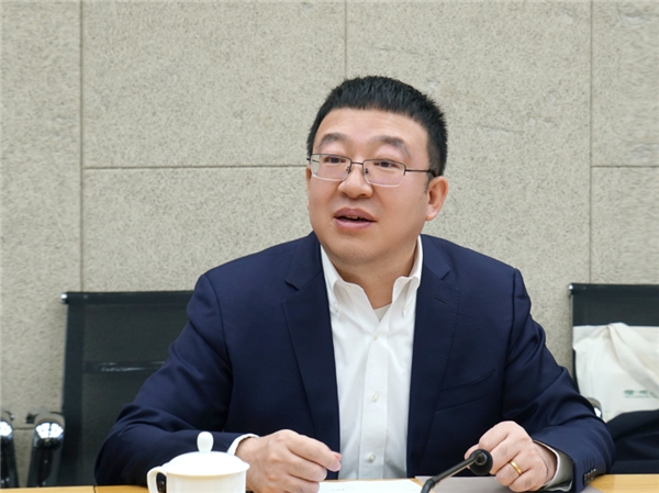 启今集团与徐州幼儿师范高等专科学校签署战略合作协议