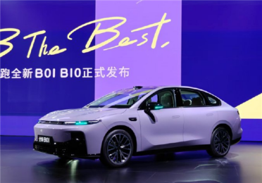 9.58万起！全新零跑B01正式上市：同级唯一800V高压碳化硅平台