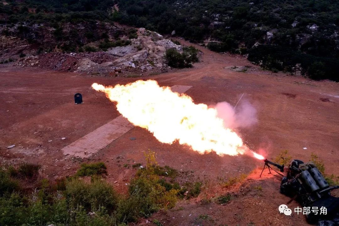 降魔神兵,一起感受防化兵的别样青春!