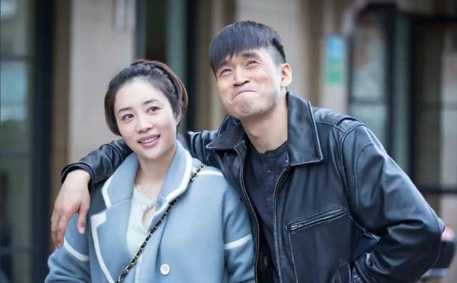 "狂妄"栾元晖:戏里演渣男,戏外好男人,娶普通妻子收获幸福