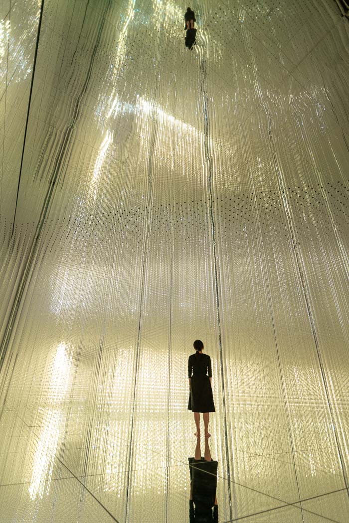 侘寂之前,生命未满:在teamlab无相艺术空间看见日本美学的另一面