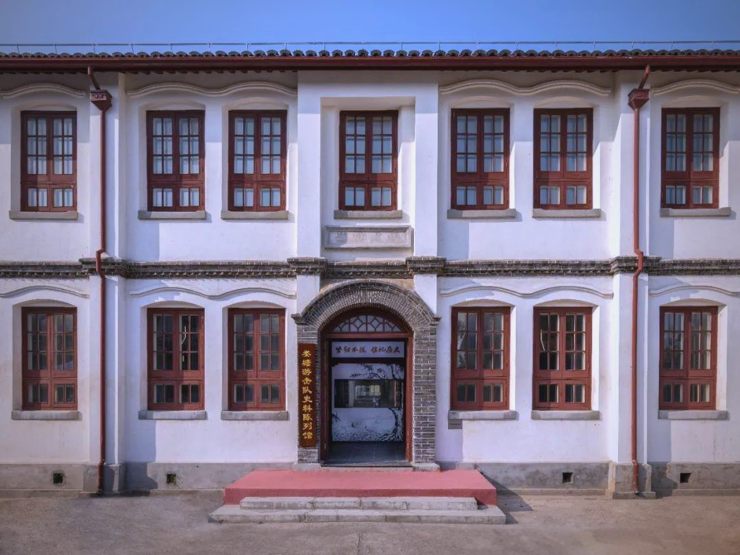 嘉定区革命烈士陵园的多馆介绍与位置概览