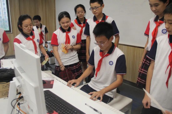 家门口的好初中①|上海市第五中学:"强校工程"让"百年老校"焕发"新生