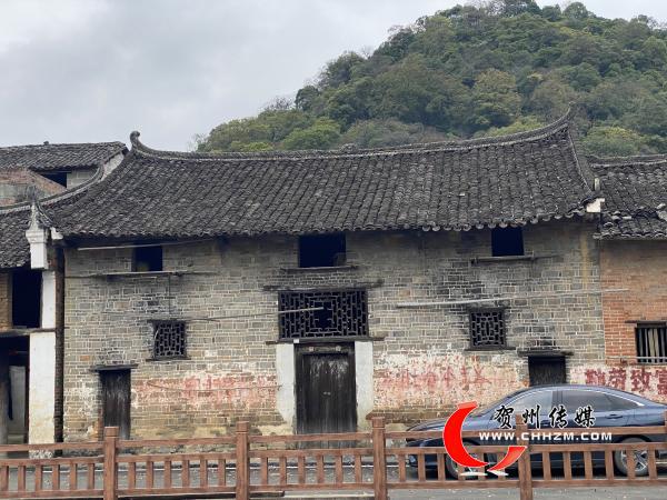 看富川城北镇狮山村"光速"变脸