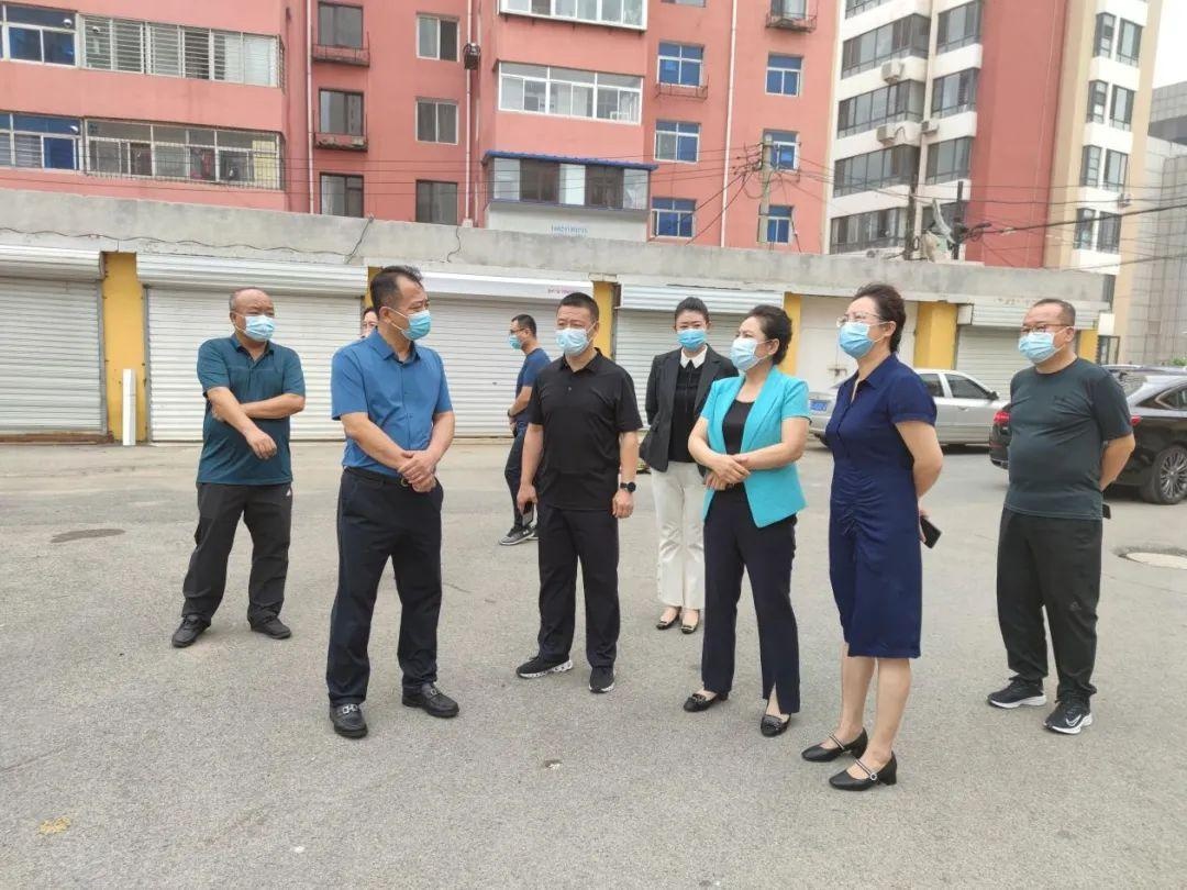 陶桂芳带队督查检查疫情防控工作