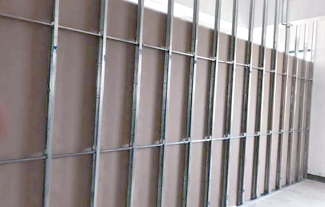 轻钢龙骨石膏板墙面(双排双面)成本详细分析