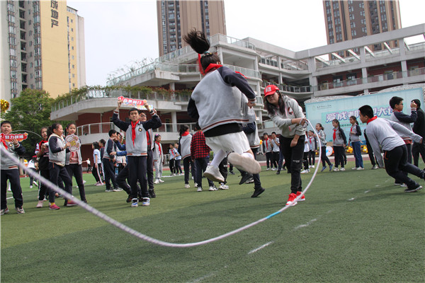 集合列队!双庆小学趣味运动会开幕了!