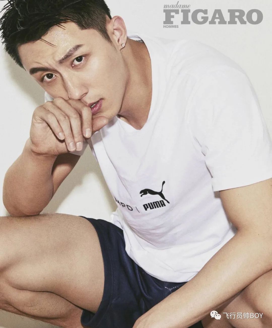 黄景瑜新戏穿红短裤打篮球,跳起来的视频就看了一百遍!