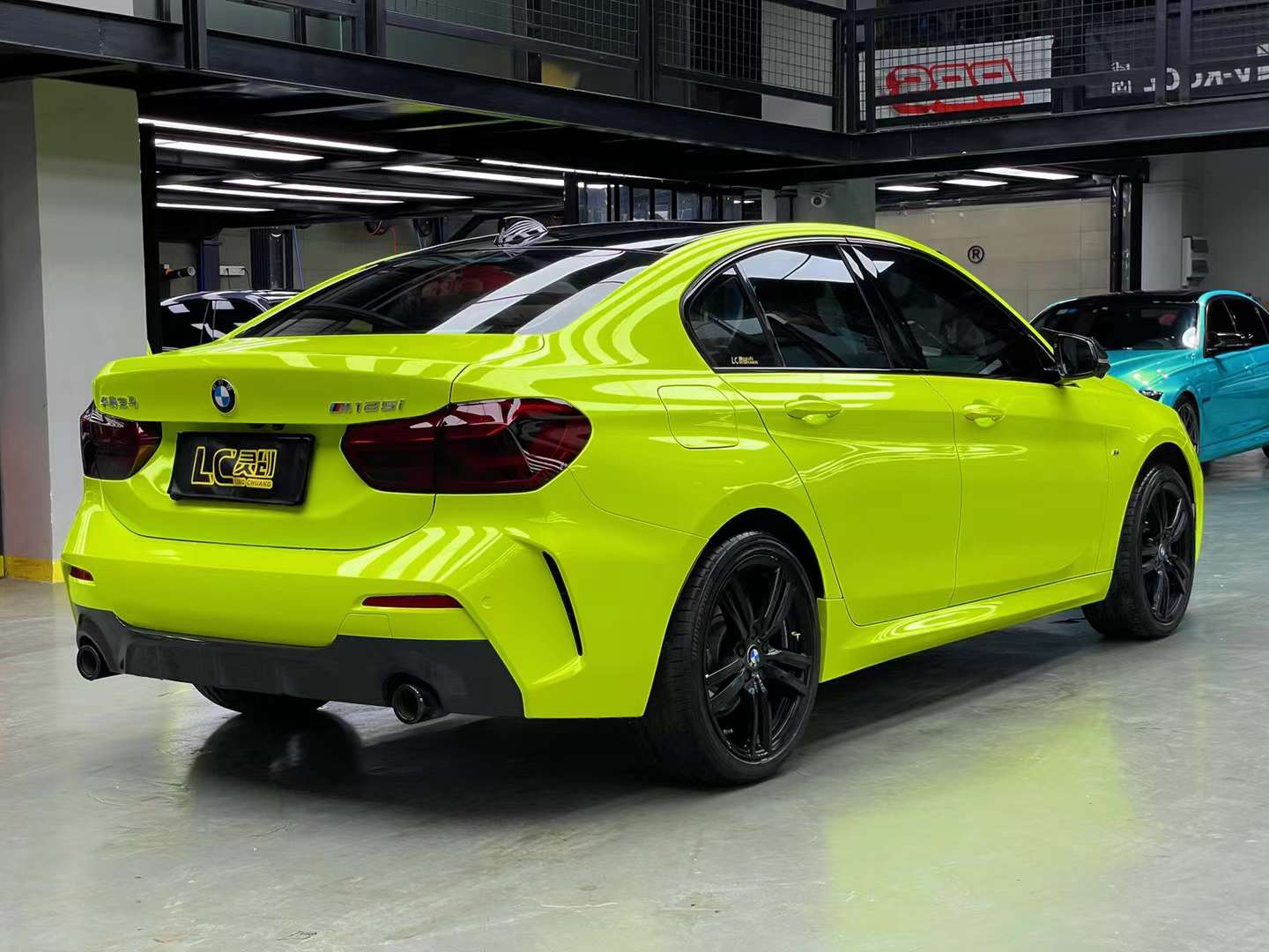 宝马1 系汽车贴膜ekfilm-ek改色膜赛道黄