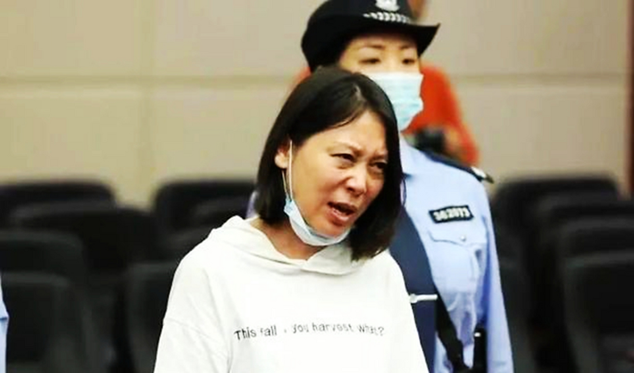 但是我们已经知道,买衣服的钱是不干净的.