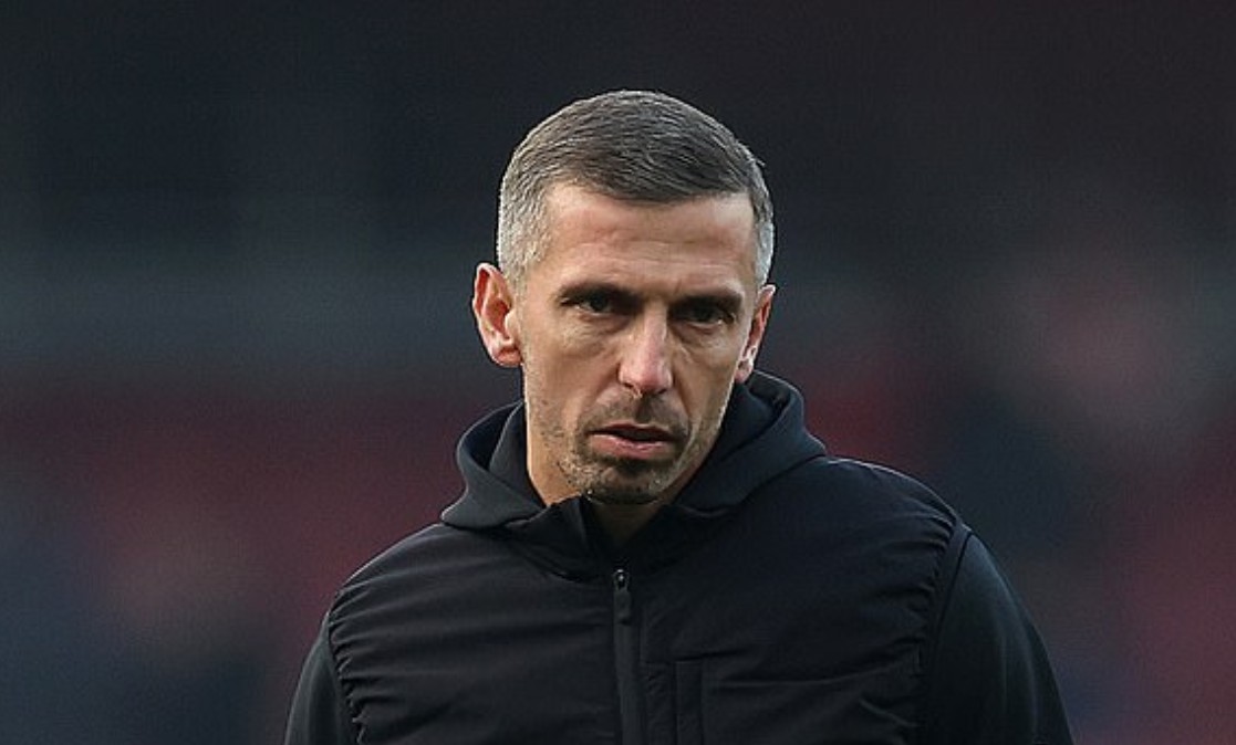 狼队主帅:最后六分钟比赛皮球一直在界外,应该还能补点时间