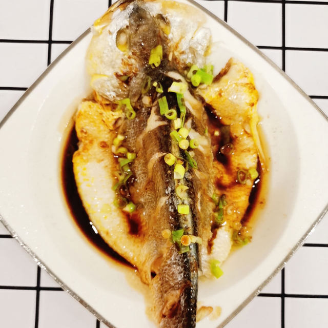 清蒸鱼,鱼肉鲜美,口味清淡
