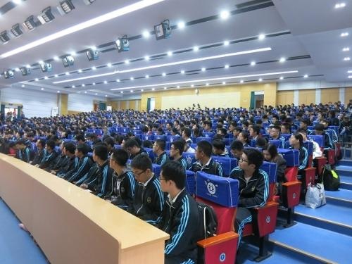 不负青春 未来可期——嘉兴一中隆重举行高三年级首考誓师大会