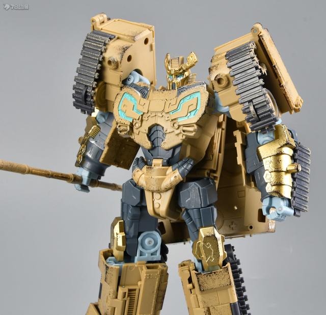 78官测:博武堂国产军武机甲 震狱山狮-96b