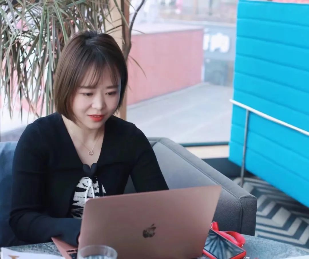 年轻人:掼蛋,躲猫猫,今晚,来否?