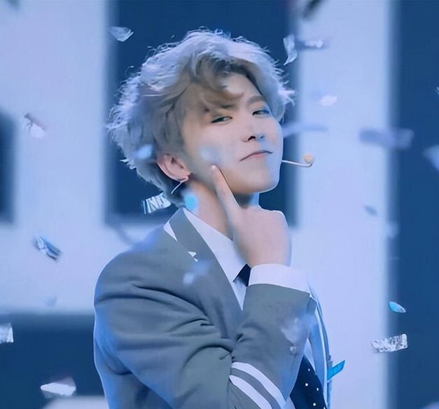 蔡徐坤的房子也被拆了?他的家庭背景,也算得上是豪门了