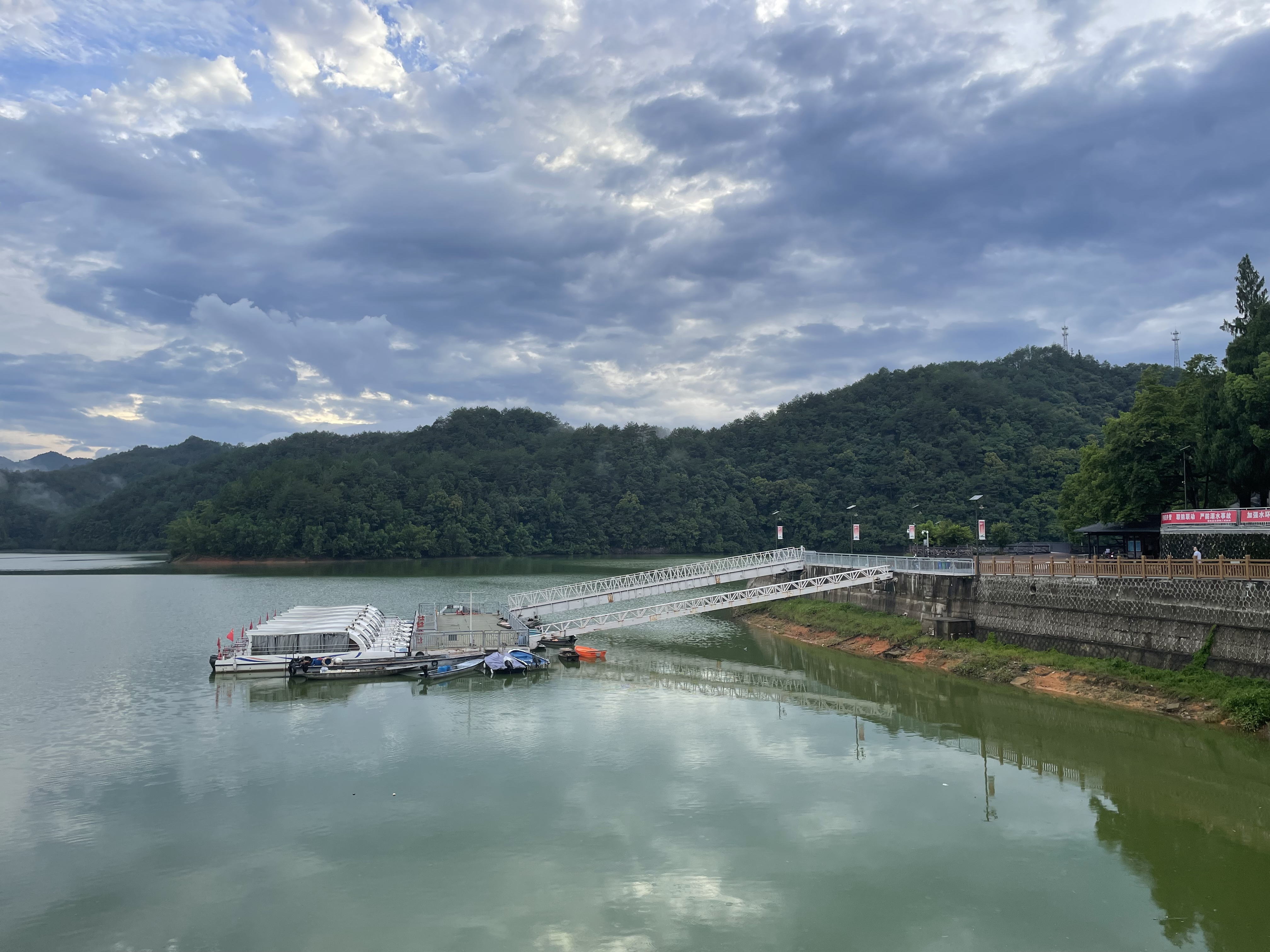 长潭水库风景区图片