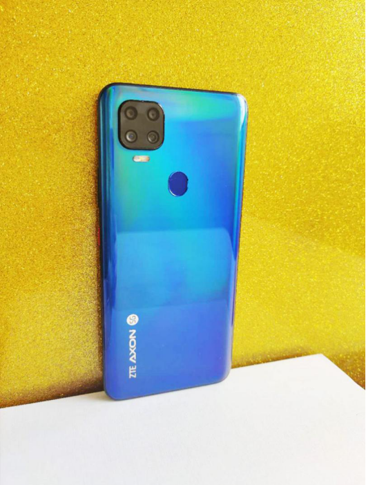 「集微拆评」中兴天机axon 11 se评测:价格亲民,主打5g视频手机定位