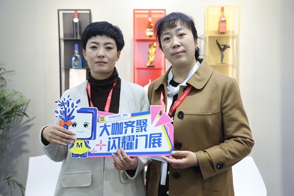 2023北京门展,中国木门网专访鸿业世佳木门张亚静