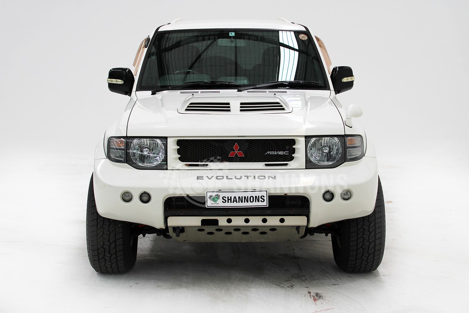 三菱pajero evolution