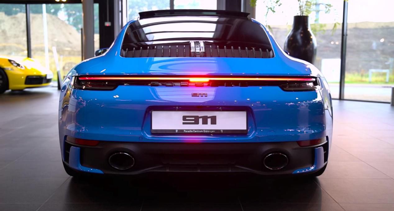 全新保时捷992 carrera s——天蓝超跑