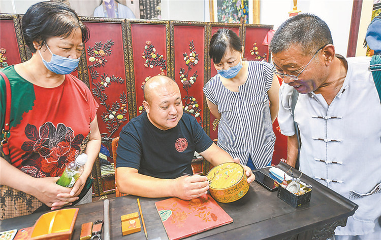 南汉村:传统文化绽放异彩