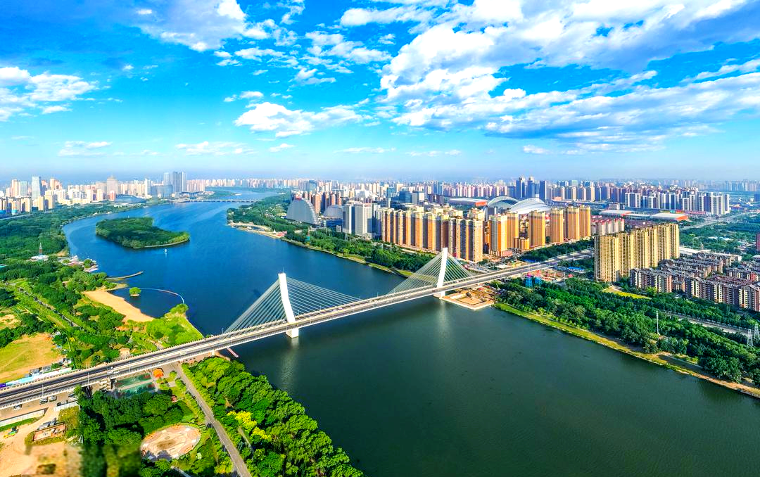 沈阳浑河:一幅多彩的画卷展现城市风貌