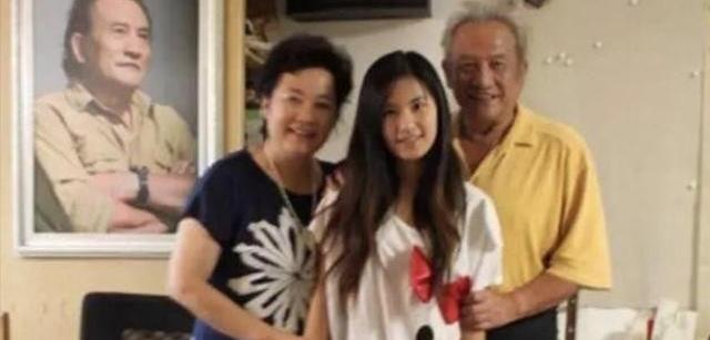 杨在葆出演"罗霄将军"一举成名,为给前岳母养老,曾拒后妻表白
