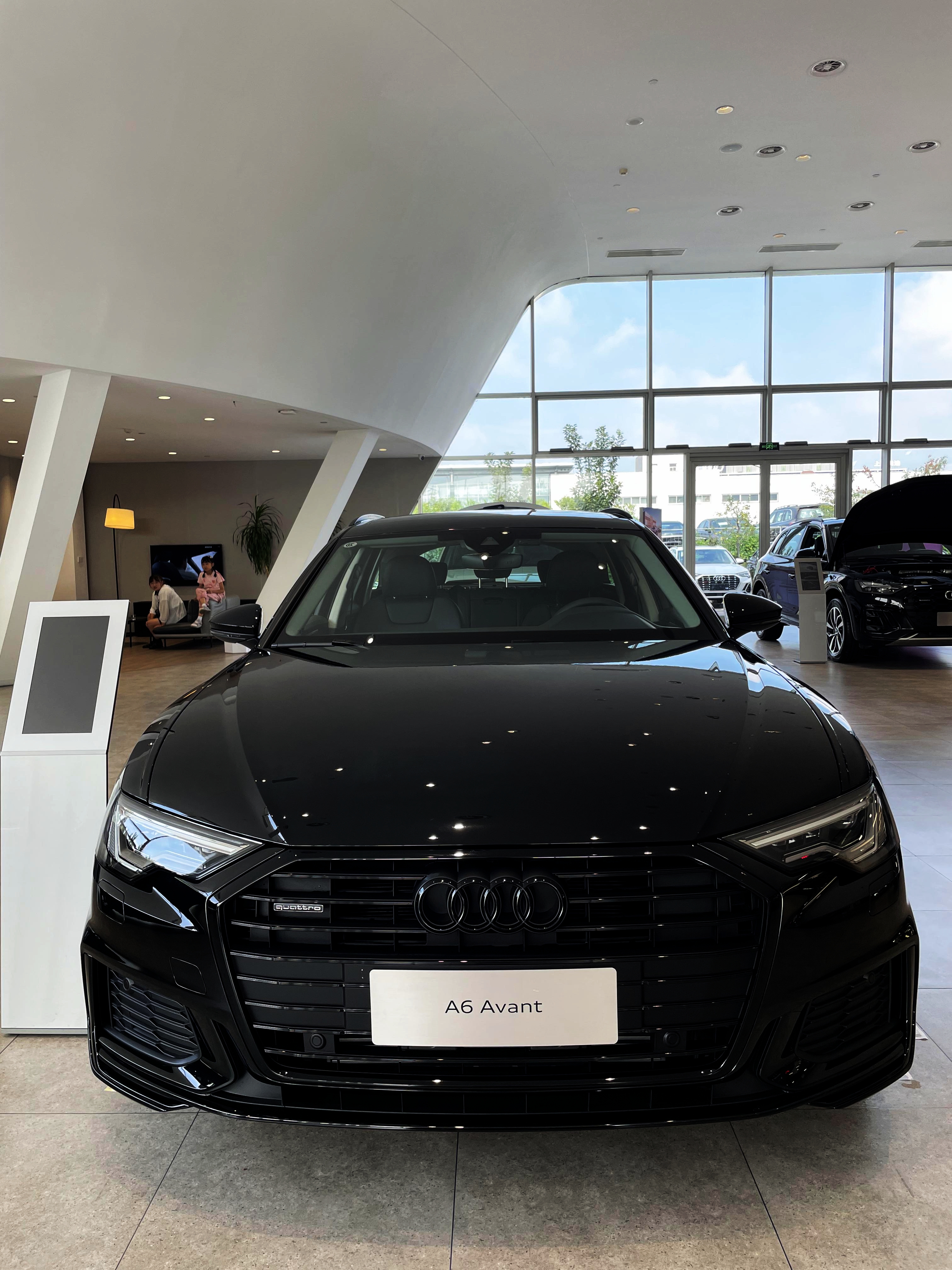 23款的奥迪a6 avant终于到店,旅行车的不二之选