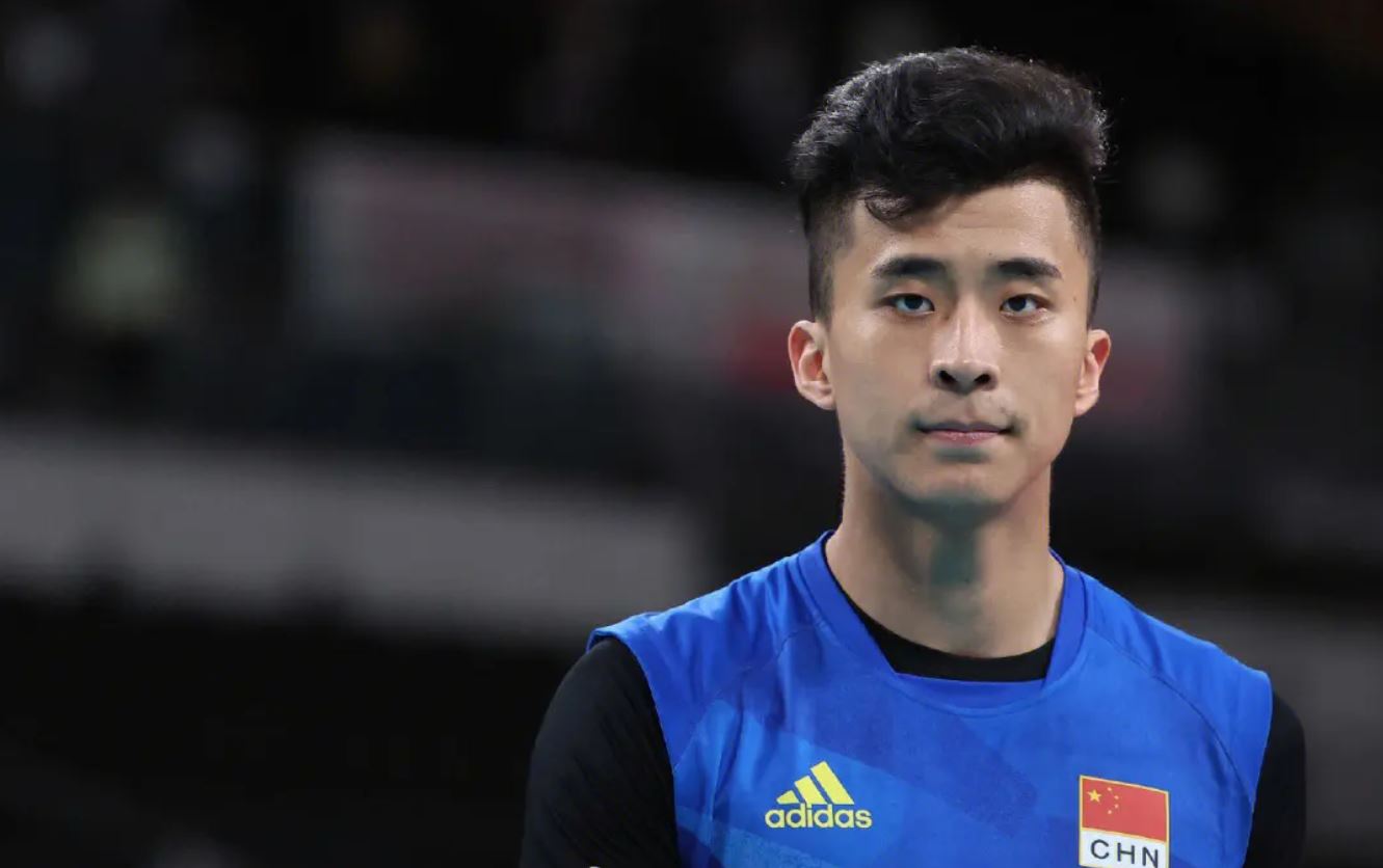 成都大运会男排张景胤担任队长,女排庄宇珊出任队长