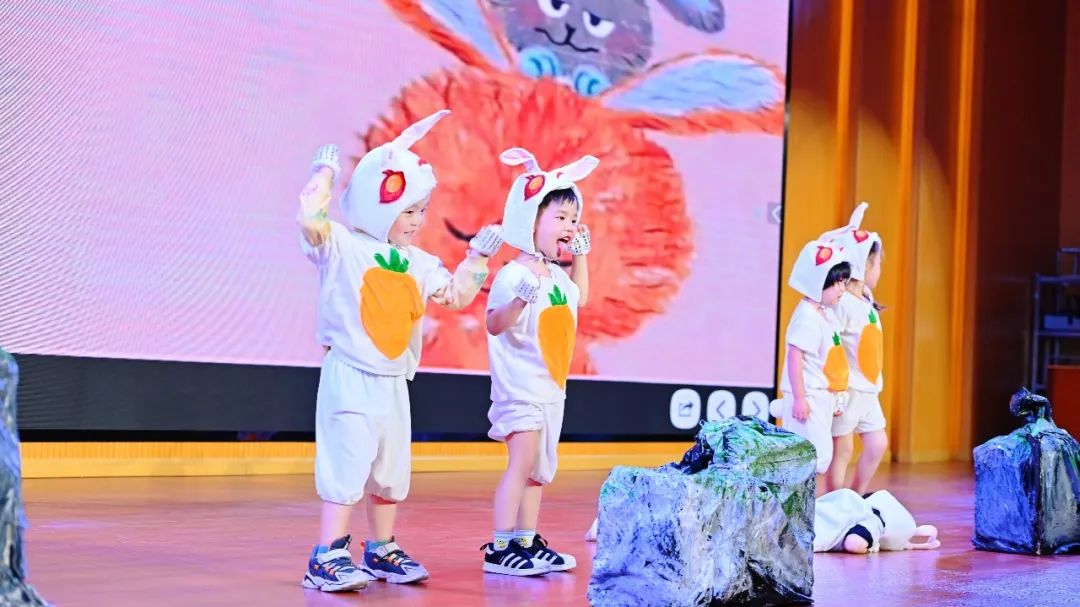 成都市天府新区麓山光亚学校举行第三届校园艺术节