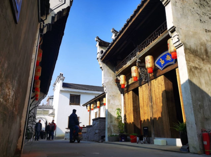 本周日,龙游湖镇张家埠老街开街~快来打卡!