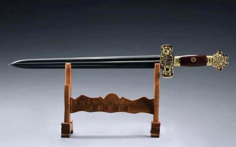 千年之前,九大名剑之首棠溪宝剑绝迹,1986年为何突然重现江湖?