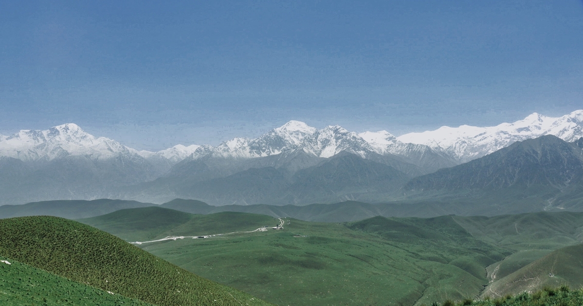 新疆策勒县第三届"昆仑山文化艺术节"开幕