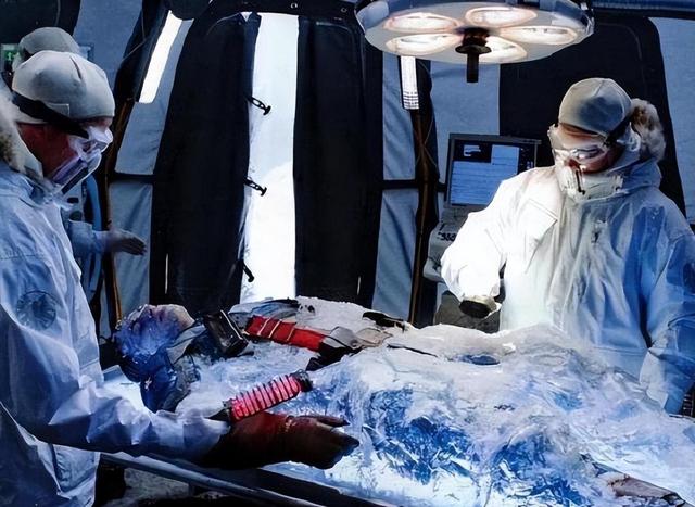 中国首例冷冻人展文莲:期待30年后被"唤醒",如今丈夫有新女友