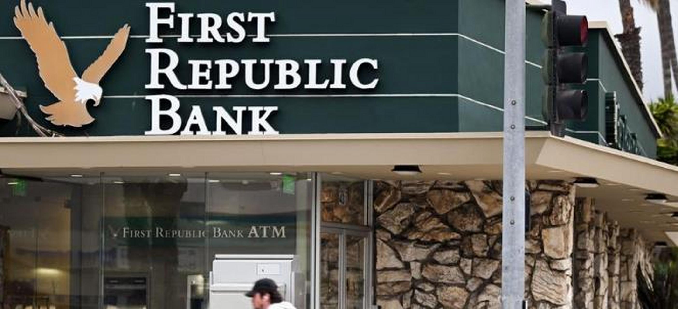 在短短两个月内,美国银行连续倒闭