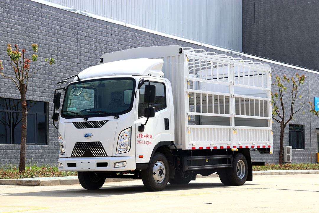 跑得更远02用得更省楚风满天星卡友出行新选择