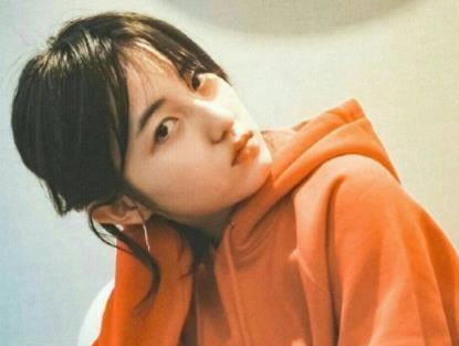 泰国滤镜才是"照妖镜"?看到张子枫生图中的腿型,我以为眼花了