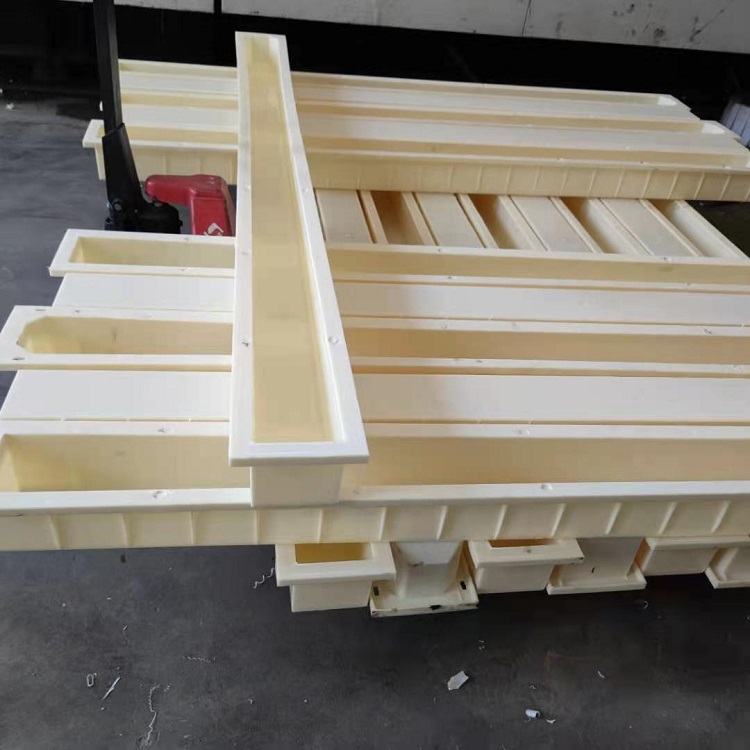 高速护栏立柱模具使用方法繁盛模具