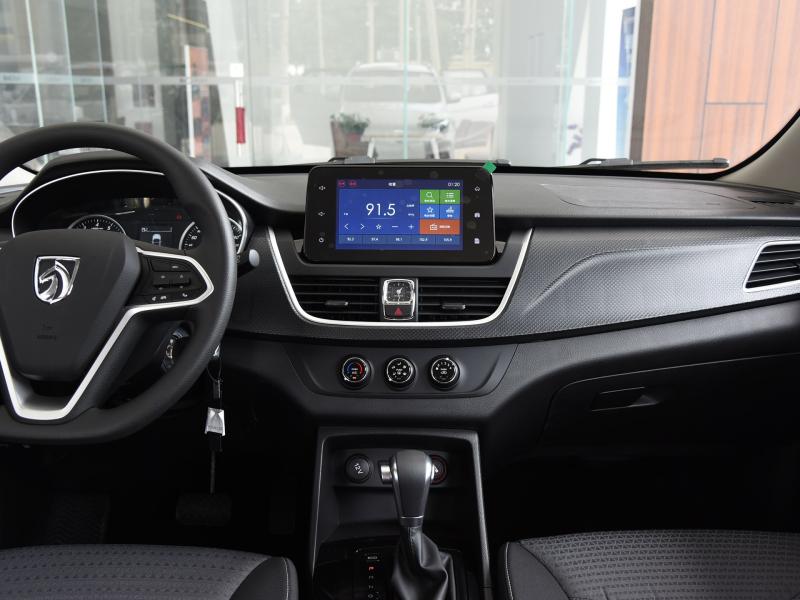 市场上最受欢迎的mpv车型,以下这些或许能作为参考:五菱宏光,宝骏730