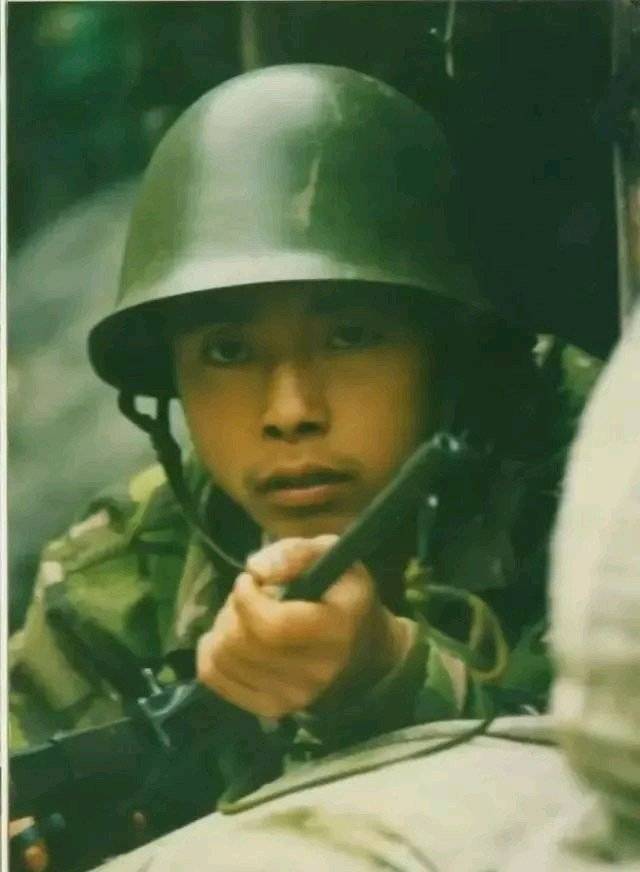 一级战斗英雄都昌林②:"在猫耳洞里,把这辈子的苦都吃完了"