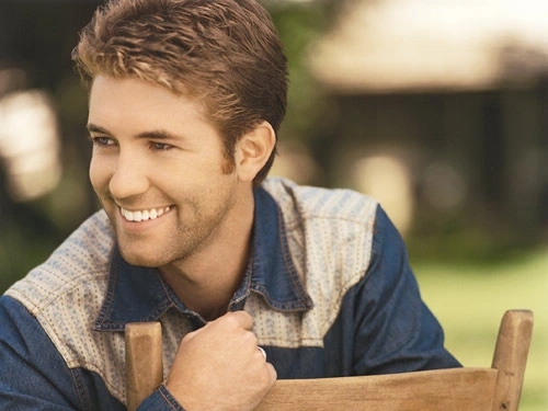 joshturner大叔磁性的声音·行走的低音炮