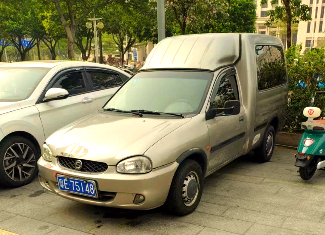 小型货van的传承与发展:从仪征赛宝到上汽大通ev30