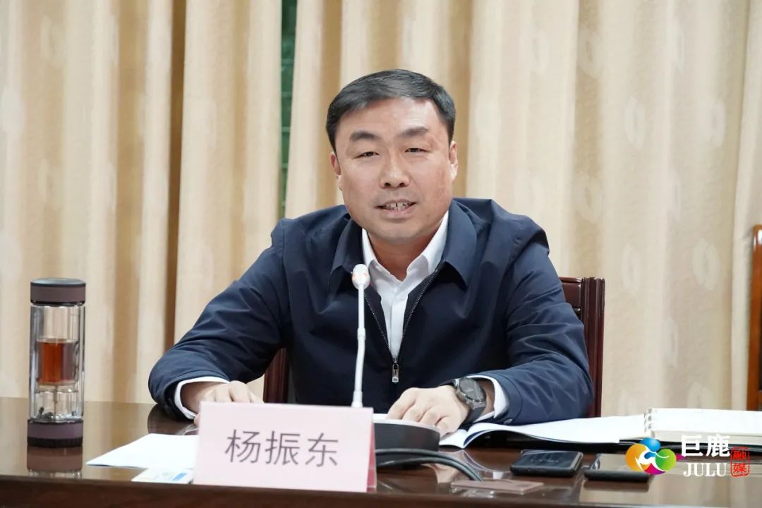 杨振东会见冀银金融租赁公司考察团