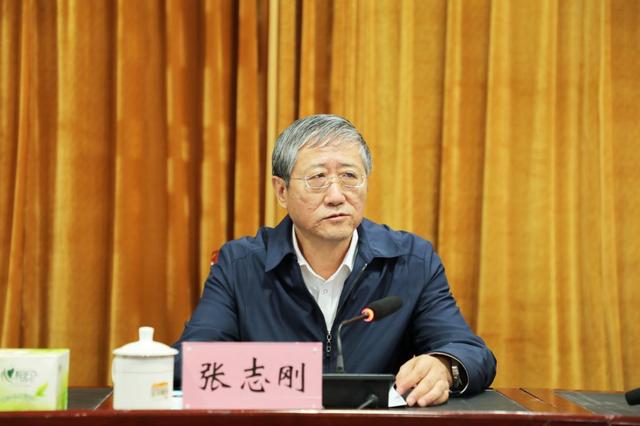 山西能源学院干部大会 宣布主要领导任免决定